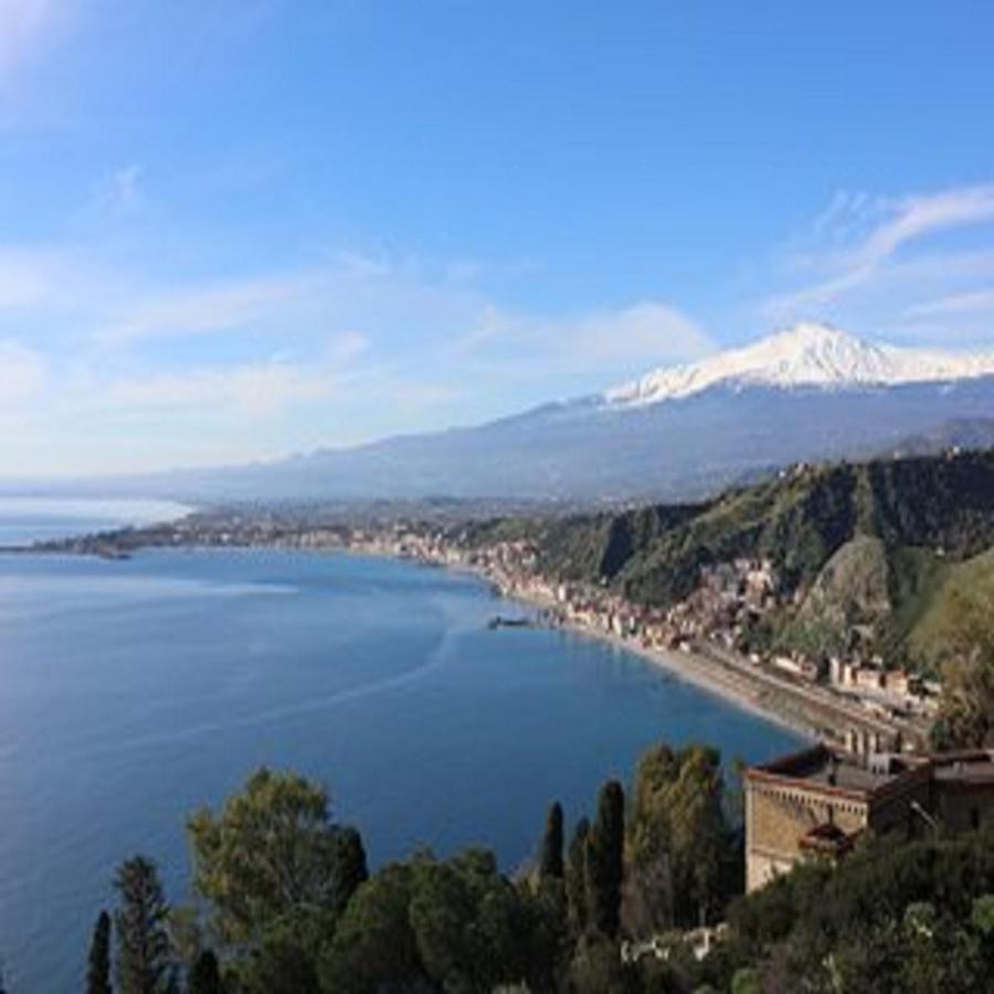 Holiday Maison Villa Arci Giardini Naxos Esterno foto