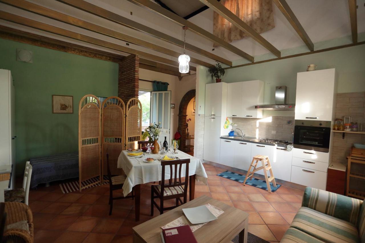 Holiday Maison Villa Arci Giardini Naxos Esterno foto