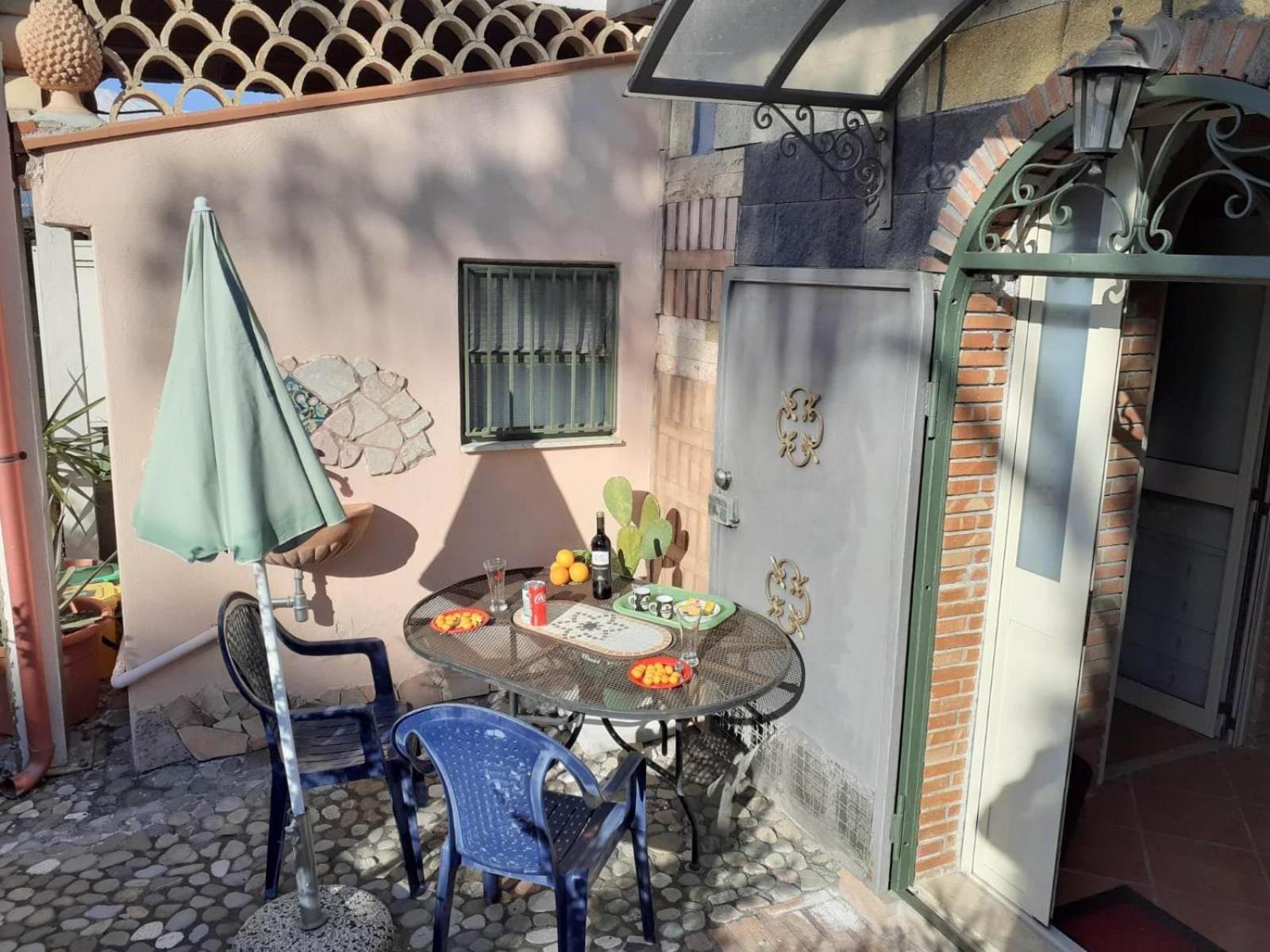 Holiday Maison Villa Arci Giardini Naxos Esterno foto